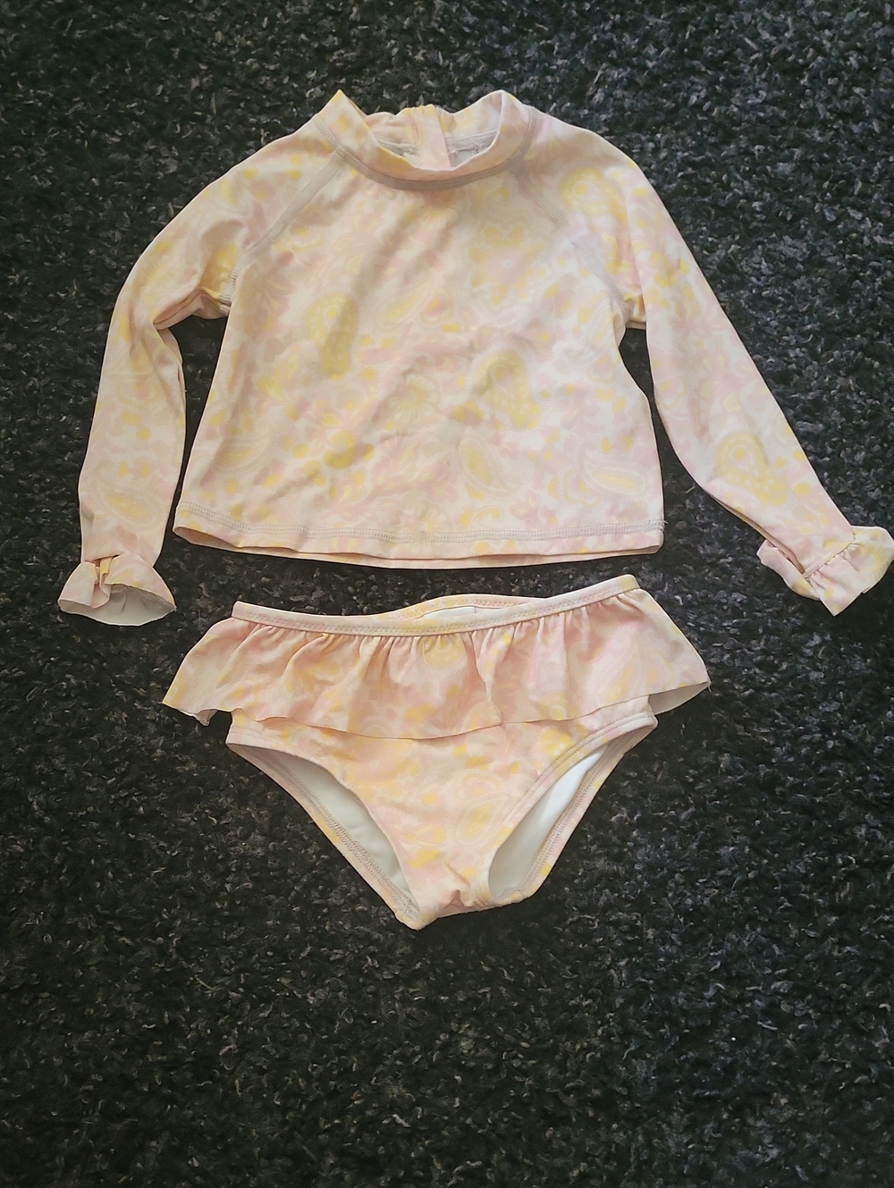Amazon Essentials Girls' Pink & Yellow Ruffle Two-Piece Rash Guard Swim Set